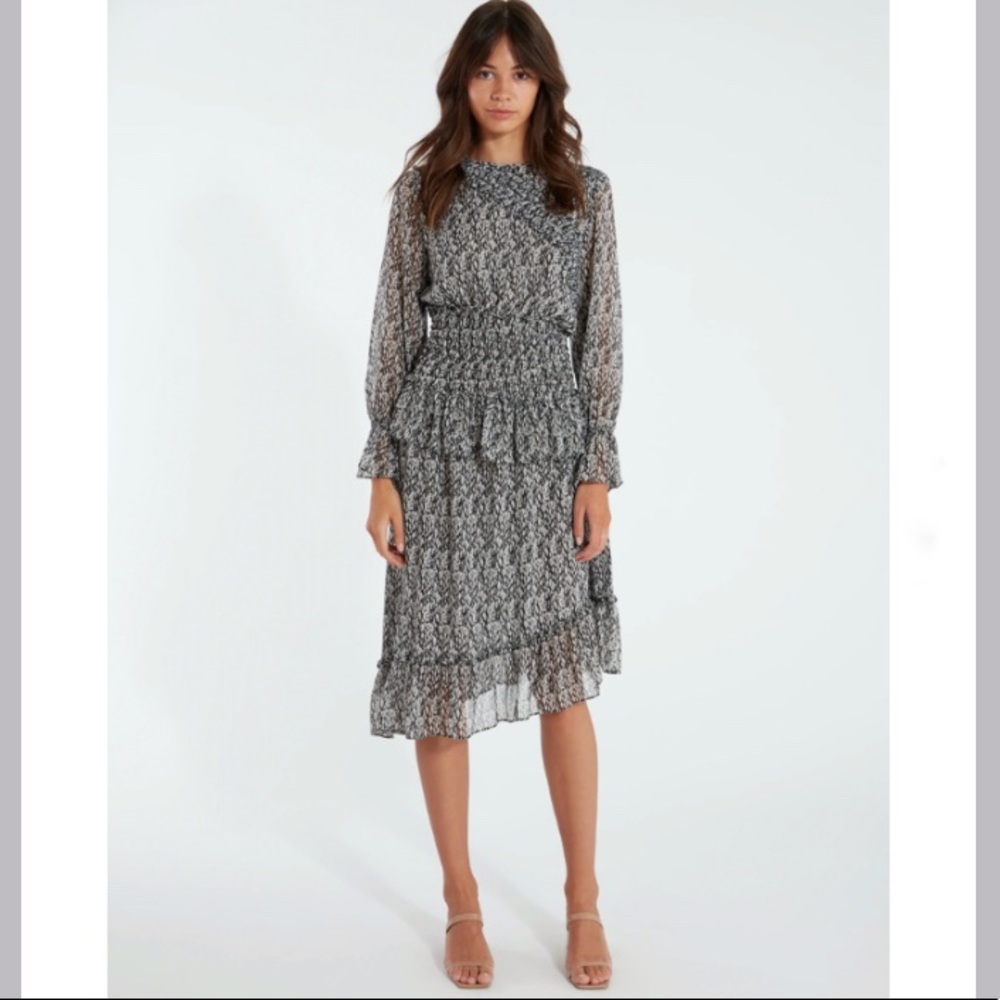 Misa Los Angeles Black Printed Long-Sleeve Midi Dress